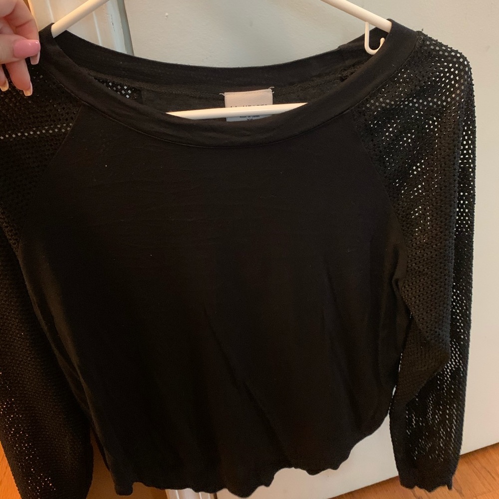 LA Hearts black top with mesh sleeves